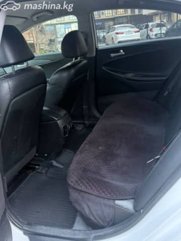 Hyundai Sonata VI (YF) 2.0 AT Газ