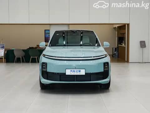 LiXiang L6 1.5hyb AT 4WD