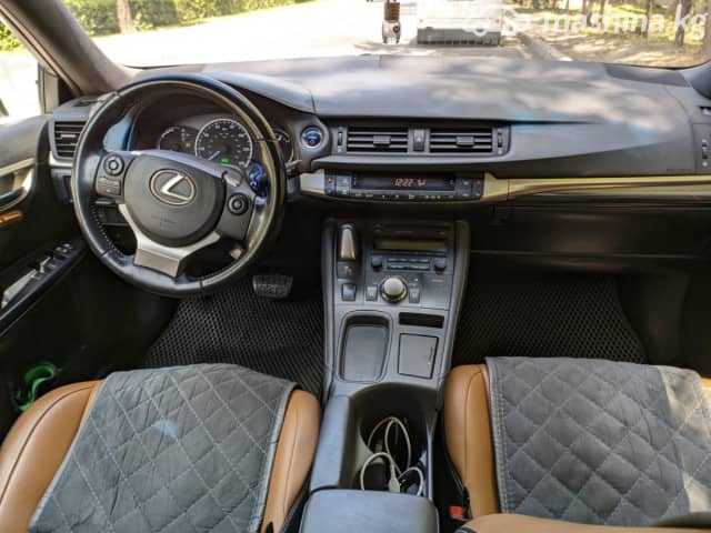 Lexus CT I Рестайлинг 200h 1.8hyb CVT