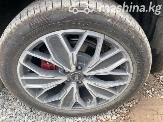 Audi Q5 II (FY) Рестайлинг L 45 TFSI 2.0 AMT 4WD