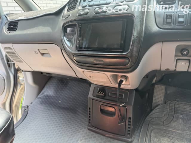 Mitsubishi Delica IV 3.0 AT 4WD