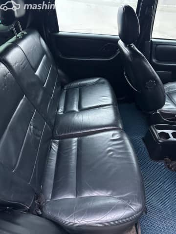 Ford Maverick II 2.0 MT 4WD