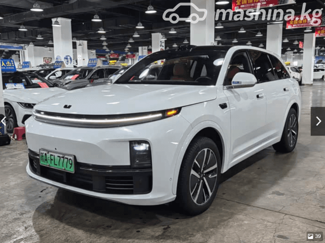 LiXiang L7 Рестайлинг 1.5hyb AT 4WD