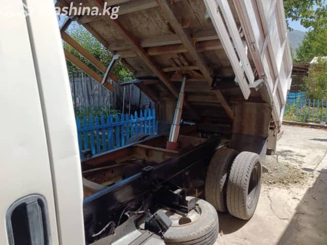 Mitsubishi Canter