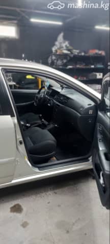 Toyota Corolla IX (E120, E130) Рестайлинг 1.4 MT