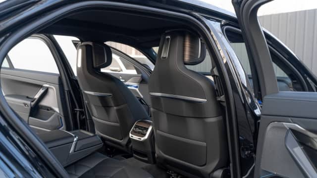 BMW 7 серии VII (G70) 740i 3.0 AT 4WD
