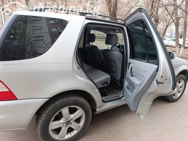 Mercedes-Benz M-Класс I (W163) Рестайлинг 350 3.7 AT 4WD