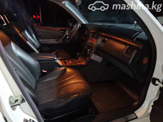 Mercedes-Benz E-Класс AMG II (W210, S210) Рестайлинг 55 AMG 5.4 AT
