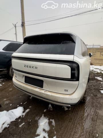 Zeekr 9X 2.0hyb AT 4WD
