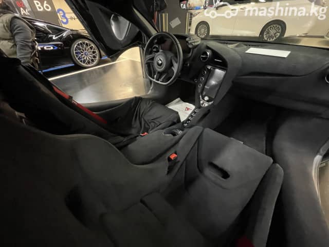 McLaren 750S 4.0 AMT