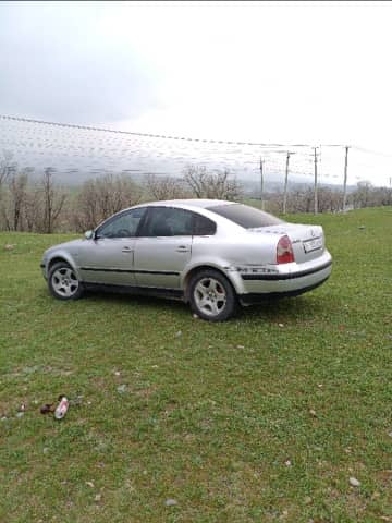 Volkswagen Passat B5 Рестайлинг 1.6 MT