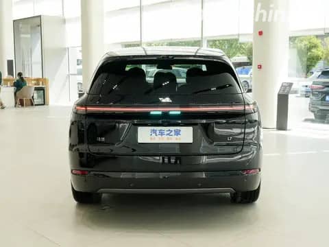 LiXiang L7 Рестайлинг 1.5hyb AT 4WD