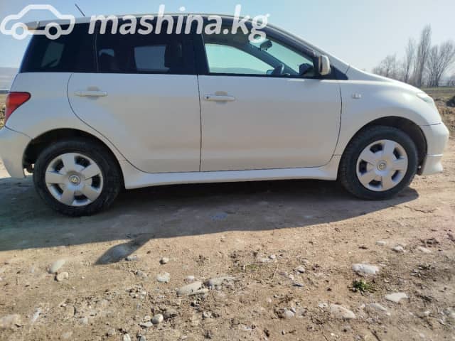 Toyota Ist I 1.3 AT