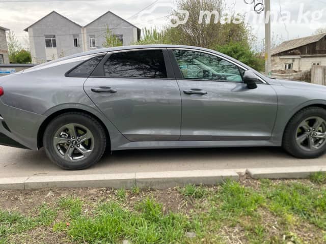 Kia K5 III 1.6 AT