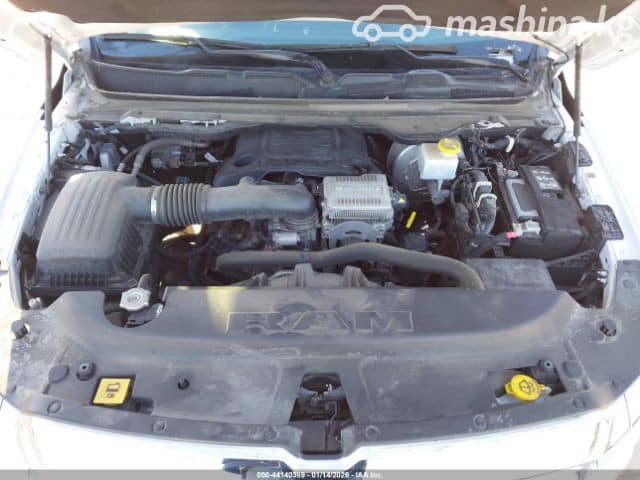 RAM 1500 V Quad Cab 5.7 AT 4WD