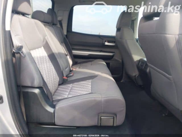 Toyota Tundra II Рестайлинг CrewMax 5.7 AT 4WD