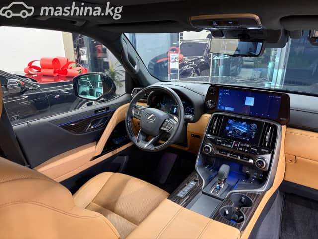 Lexus LX IV 700h 3.5hyb AT 4WD