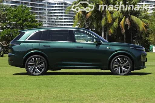 LiXiang L7 Рестайлинг 1.5hyb AT 4WD