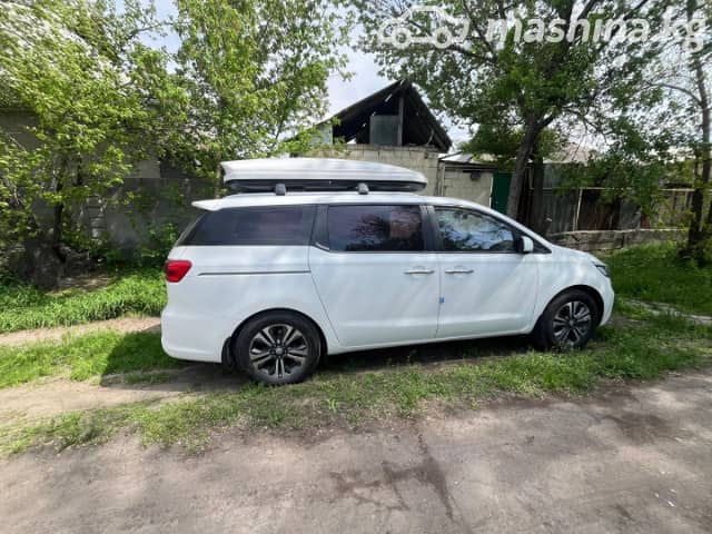 Kia Carnival III 2.2d AT