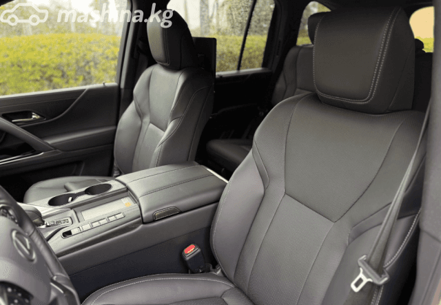 Lexus LX IV 700h 3.5hyb AT 4WD