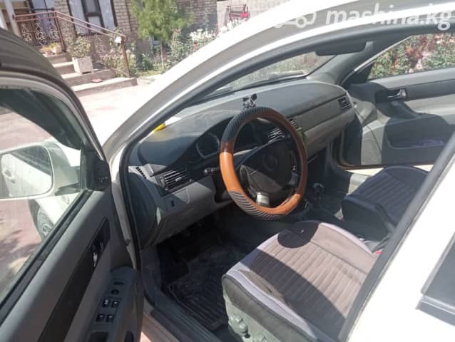 Daewoo Gentra II 1.5 MT