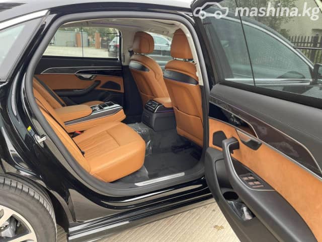 Audi A8 IV (D5) Рестайлинг Long 45 TFSI 2.0 AT 4WD