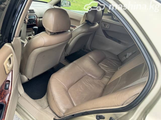Mitsubishi Galant VIII 2.4 AT