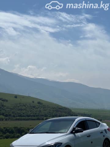 Hyundai Avante VI 1.6 AT