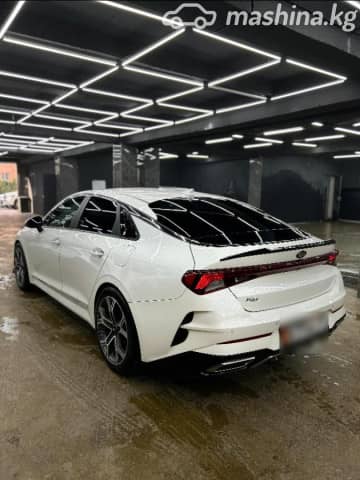 Kia K5 III LPi 2.0 AT