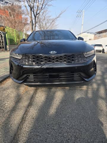 Kia K5 III 2.0hyb AT
