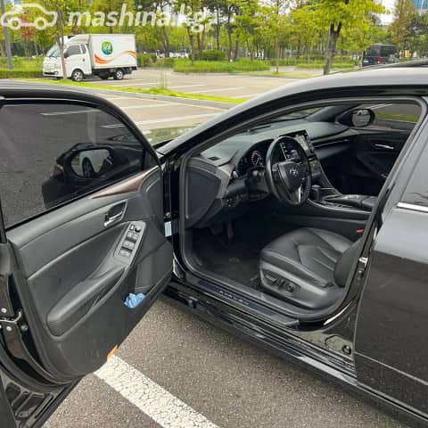 Toyota Avalon V 2.5hyb CVT