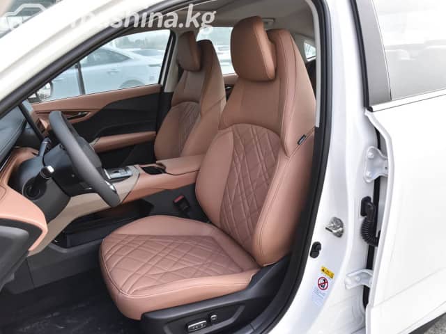 Qiyuan A05 1.5hyb CVT