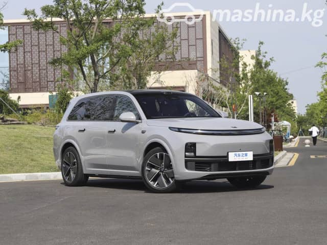 LiXiang L9 Рестайлинг 1.5hyb AT 4WD