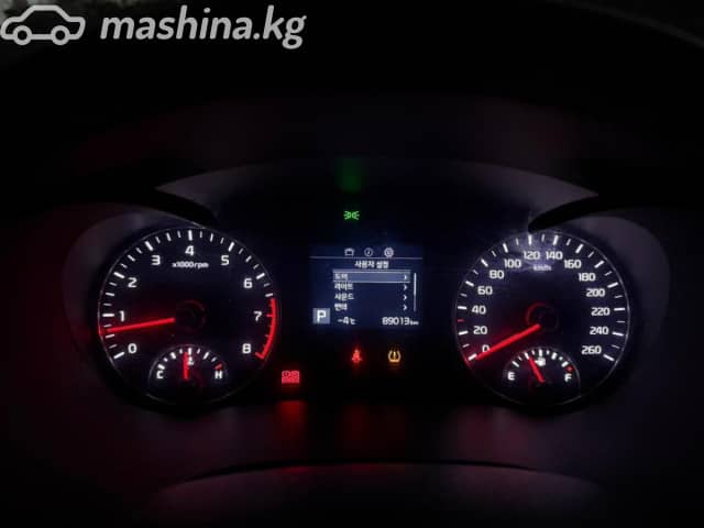 Kia K5 III LPi 2.0 AT