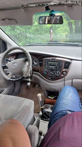 Mazda MPV II (LW) 2.0 MT