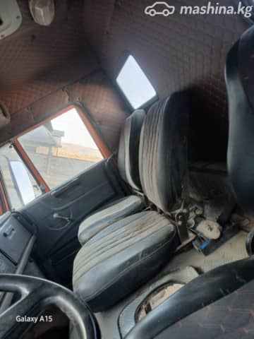 КамАЗ 6520