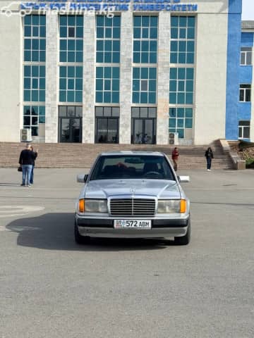 Mercedes-Benz W124 200 2.0 AT