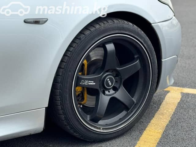 BMW 5 серии V (E60/E61) 530i 3.0 MT