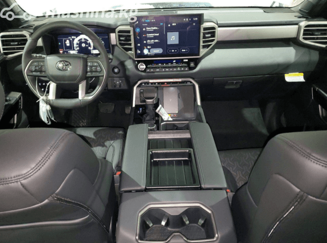 Toyota Tundra III CrewMax 3.5hyb AT 4WD