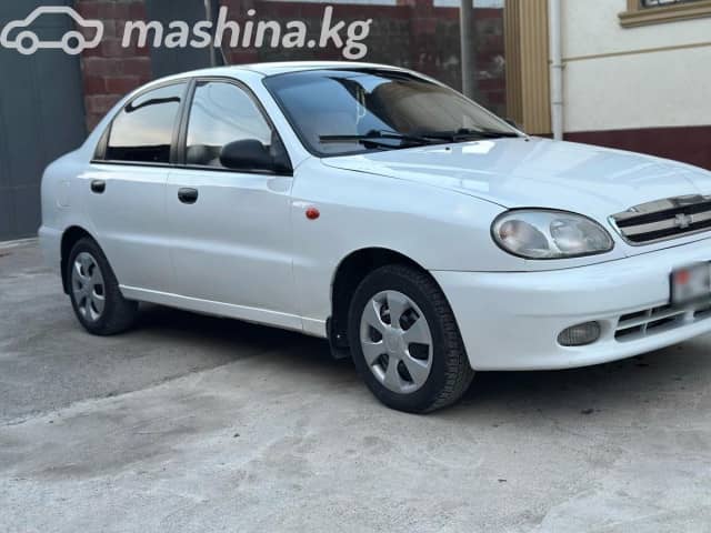 Chevrolet Lanos I 1.5 MT