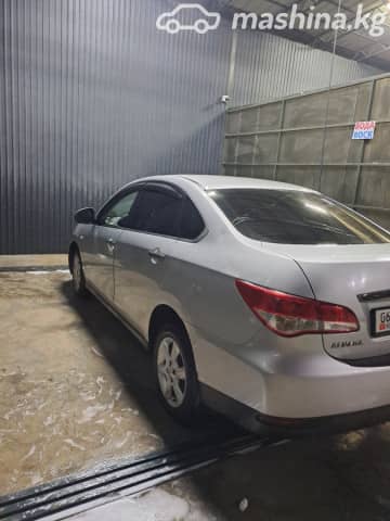 Nissan Almera III (G15) 1.6 MT