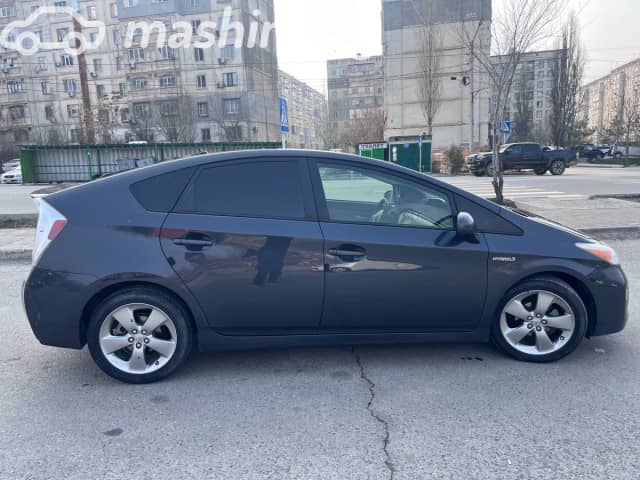 Toyota Prius III Рестайлинг (XW30) 1.8hyb AT