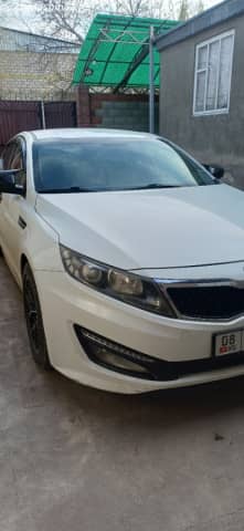 Kia K5 I 2.0 AT