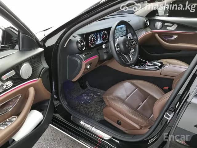 Mercedes-Benz E-Класс V (W213, S213, C238) 300 2.0 AT 4WD