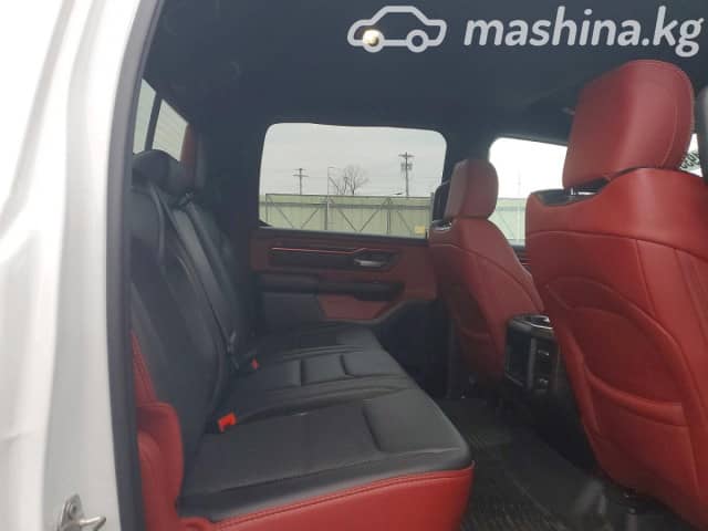 RAM 1500 V Quad Cab 5.7 AT 4WD