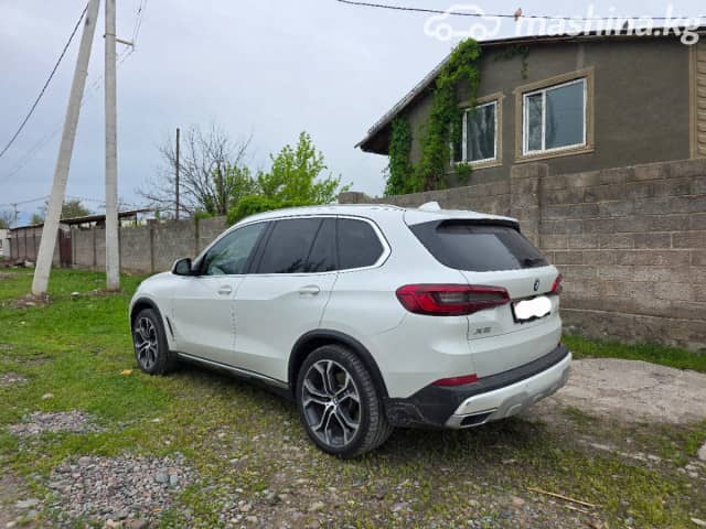 BMW X5 IV (G05/G18) 40i 3.0 AT