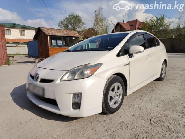 Toyota Prius III (XW30) 1.8hyb AT