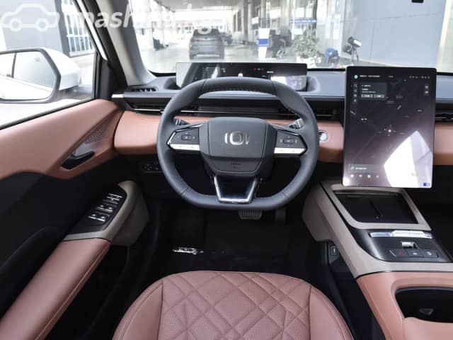 Qiyuan A05 1.5hyb CVT