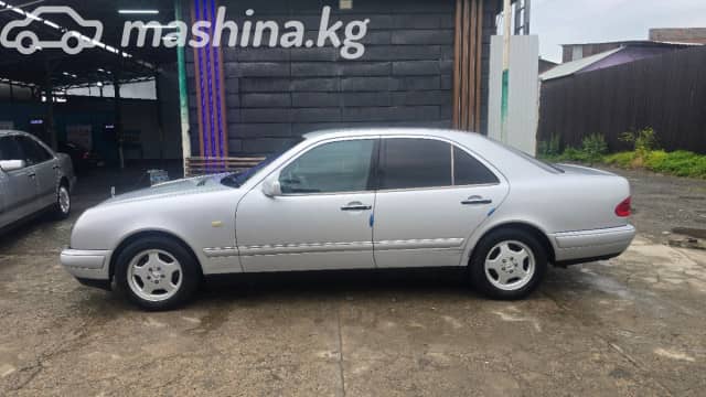 Mercedes-Benz E-Класс II (W210, S210) 240 2.4 MT