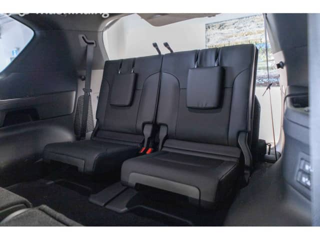 Lexus LX IV 600 3.5 AT 4WD